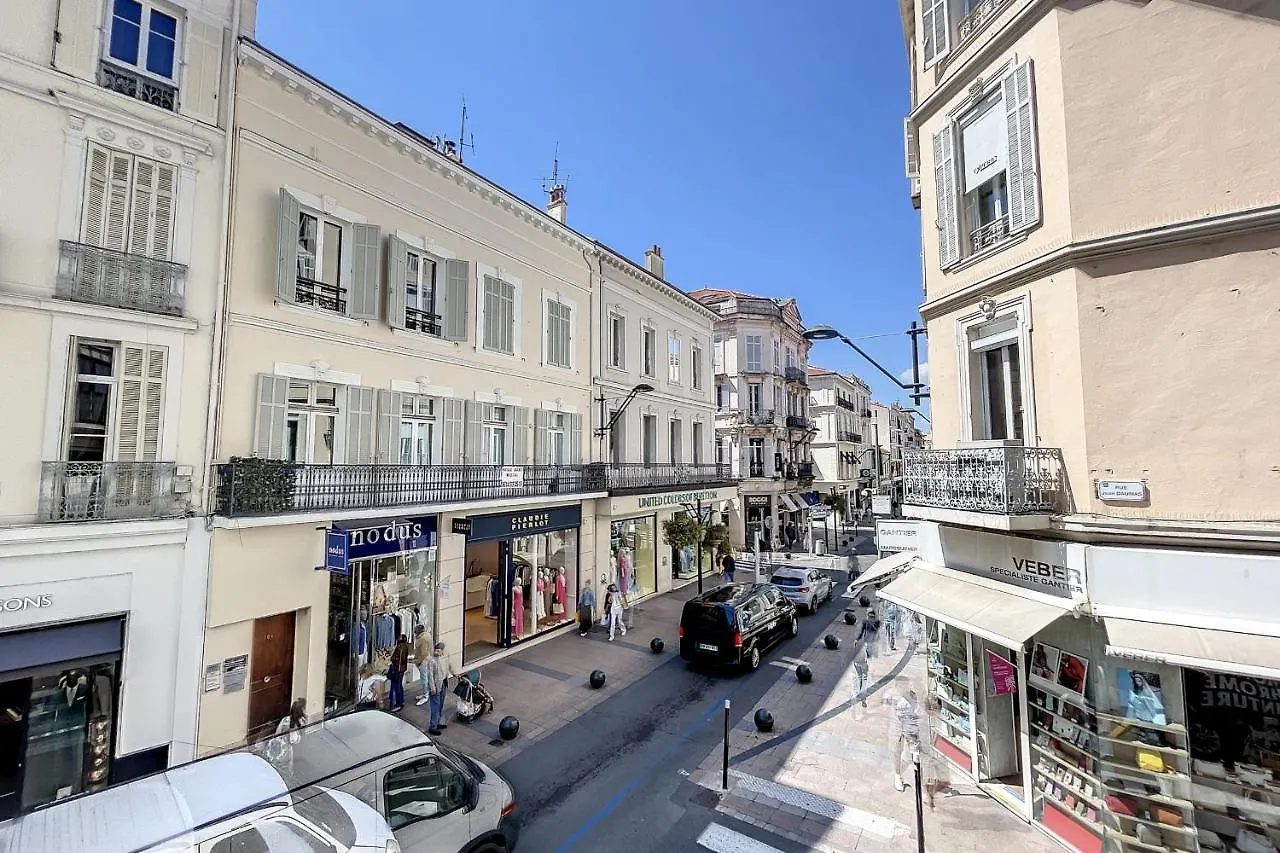 Apartment Cannes Rue D'Antibes Premium 2 Bdr 2 Baths Exclusive Olam Properties