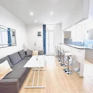1 Bedroom Flat With Balcony Center Croisette 6ppl Appartement
